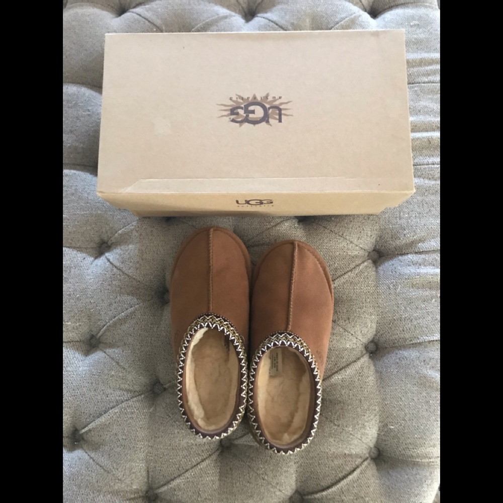 Ugg Tasman slippers